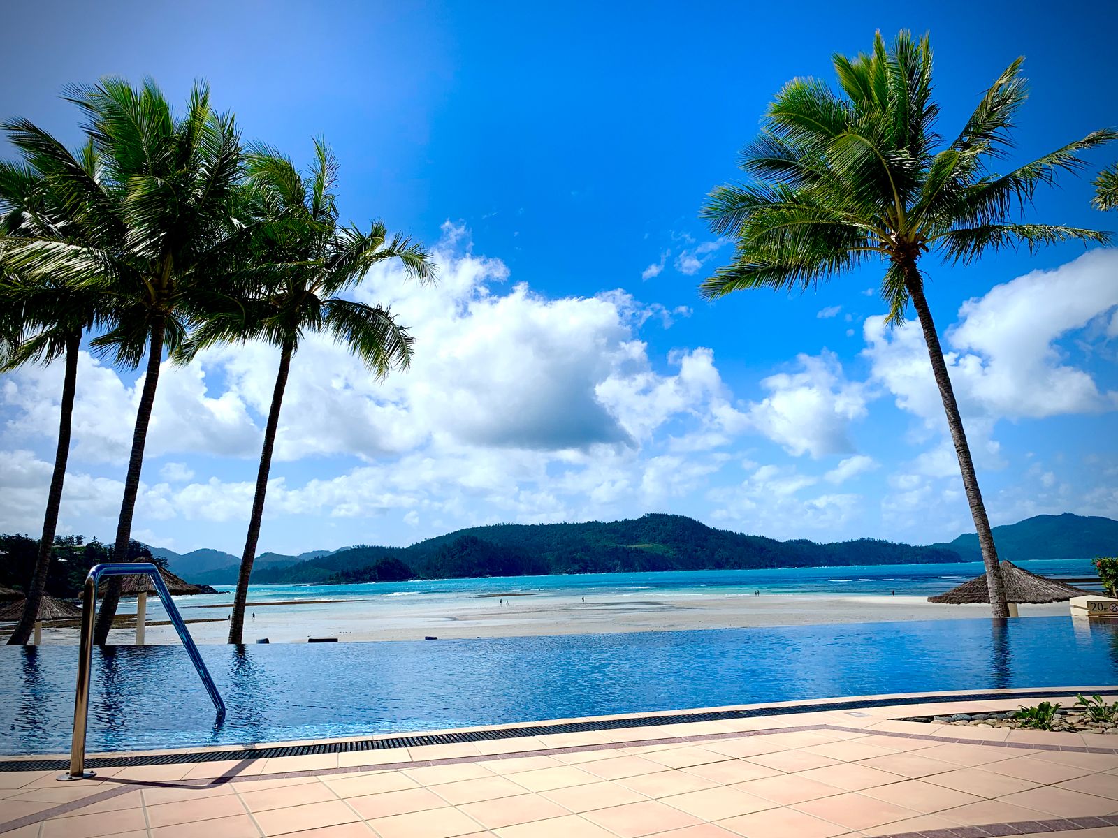 Resorts booking